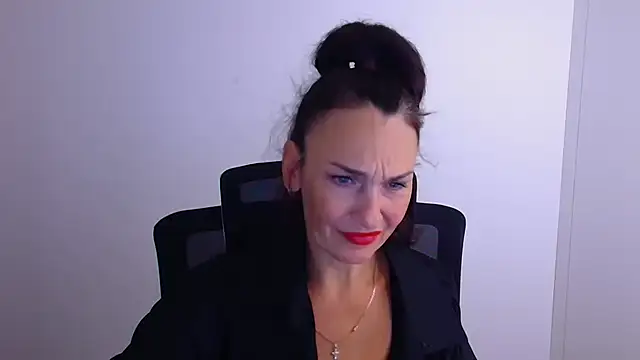 Snapshot of Rosie_Rosee chatting on November 29, 12:38 pm Rosie Rosee online show from November 29, 12:38 pm