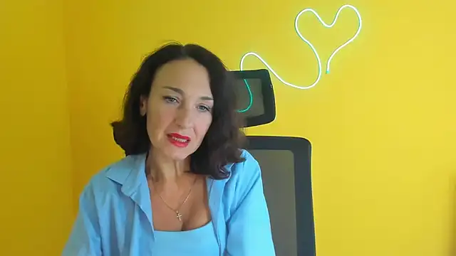 Snapshot of Rosie_Rosee chatting on October 20, 11:22 am Rosie Rosee online show from October 20, 11:22 am