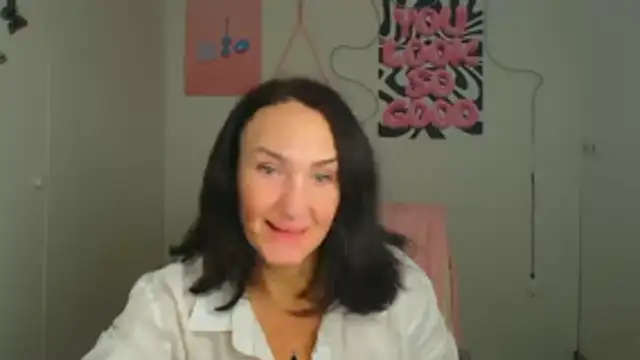 Rosie Rosee online show from April 2, 11:28 am