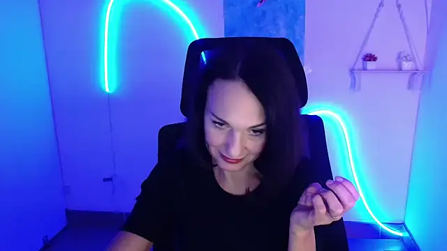 Snapshot of Rosie_Rosee chatting on October 22, 11:31 am Rosie Rosee online show from October 22, 11:31 am