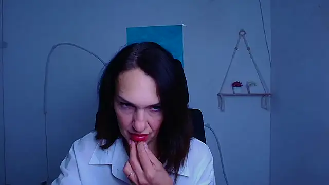 Rosie Rosee online show from December 15, 12:11 pm