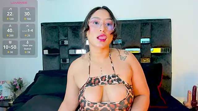 SussySunny  online show from October 19, 11:02 am