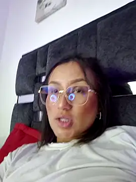 SussySunny  online show from October 25, 11:05 pm