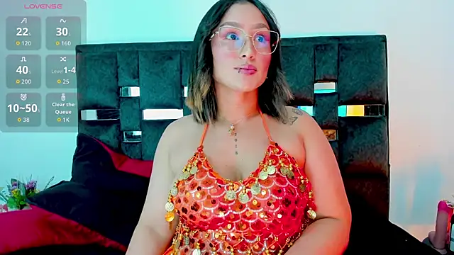 SussySunny  online show from October 31, 4:47 pm