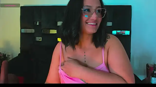SussySunny  online show from May 13, 2:40 am