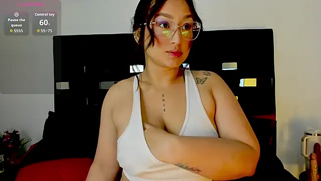 SussySunny  online show from October 20, 2:02 am