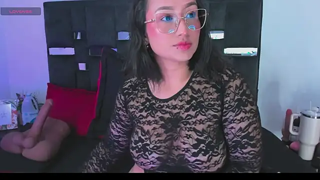 SussySunny  online show from April 15, 4:07 am