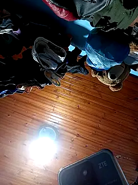 usechejhon online show from February 14, 1:00 pm