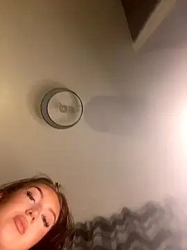 VeronicaWestt online show from November 27, 9:15 pm