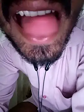 Snapshot of siddBus chatting on October 30, 10:57 am siddBus online show from October 30, 10:57 am