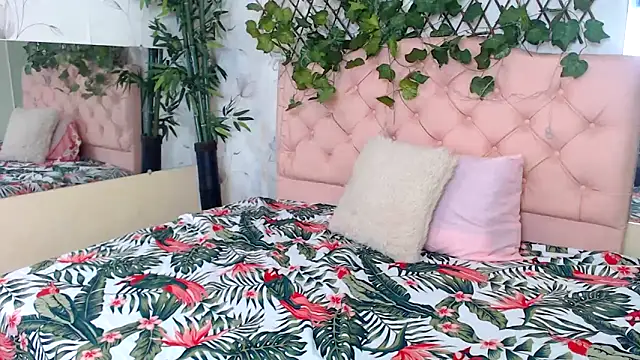 zara cute online show from March 9, 4:43 pm