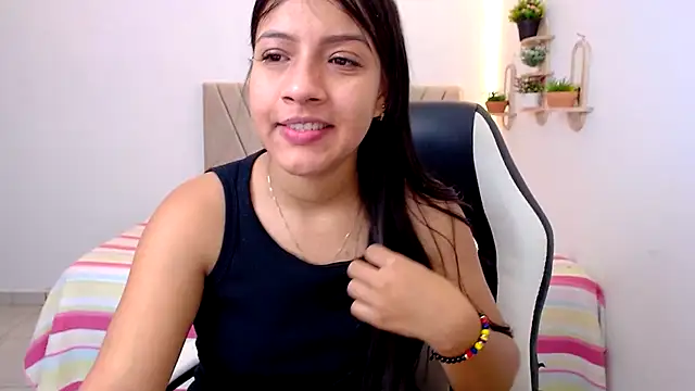 zara cute online show from May 21, 12:13 pm