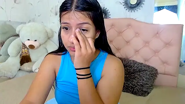 zara cute online show from February 12, 12:05 pm