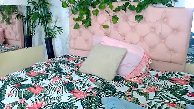 zara cute online show from March 20, 12:28 pm