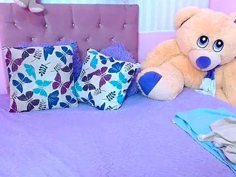 zara cute online show from October 23, 6:39 pm