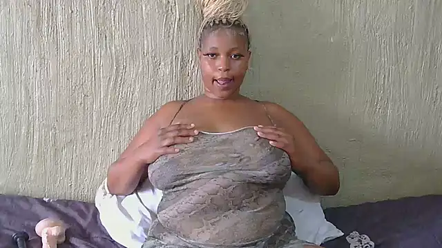 ZuriVixen online show from November 1, 10:09 am