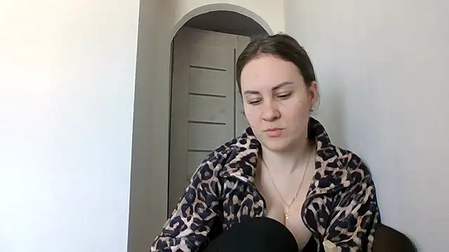 MeadowEyes online show from March 23, 10:26 am