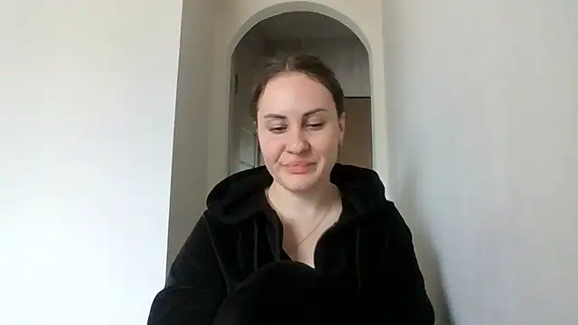 MeadowEyes online show from April 23, 12:00 pm