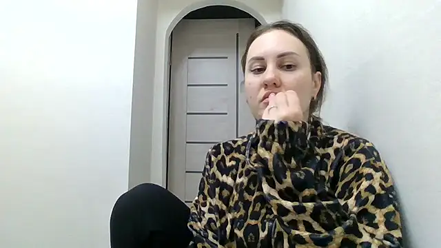 MeadowEyes online show from March 20, 8:32 pm