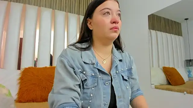 AmbarGills online show from January 17, 12:53 pm