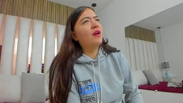 AmbarGills online show from December 22, 1:00 pm