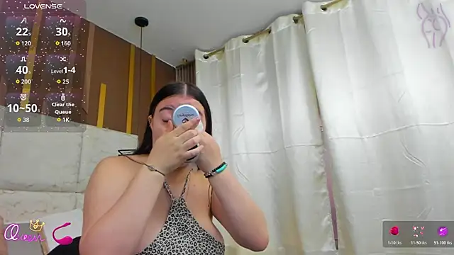 AmbarGills online show from March 26, 12:58 pm