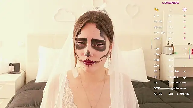 MoonliteDiva online show from October 31, 6:32 am