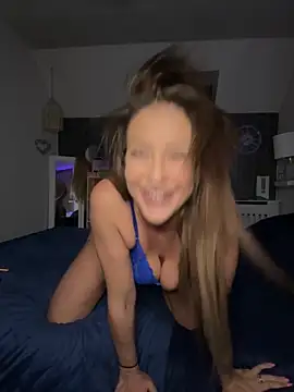 Snapshot of Spicycouple6969_ chatting on March 1, 7:47 pm Spicycouple6969 online show from March 1, 7:47 pm