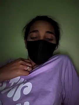 Snapshot of Royal_Shona chatting on November 11, 6:58 pm Royal Shona online show from November 11, 6:58 pm