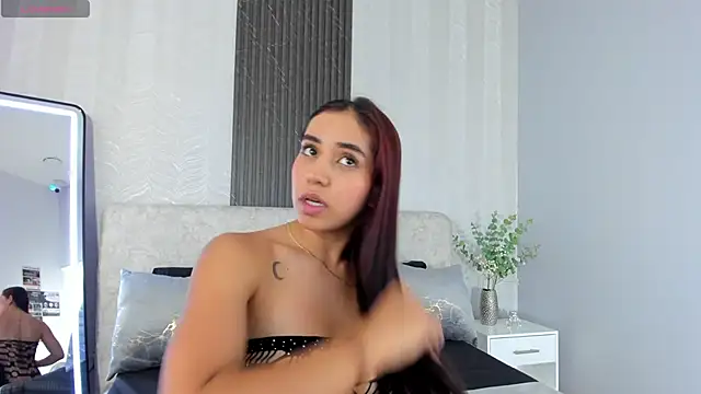 Snapshot of Vittoria_Conti_ chatting on June 3, 4:55 pm Vittoria Conti online show from June 3, 4:55 pm