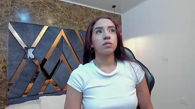 Snapshot of Vittoria_Conti_ chatting on November 17, 5:28 pm Vittoria Conti online show from November 17, 5:28 pm