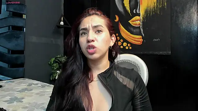 Snapshot of Vittoria_Conti_ chatting on April 19, 3:57 pm Vittoria Conti online show from April 19, 3:57 pm