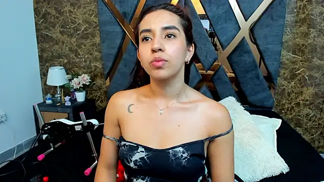 Vittoria Conti  online show from February 19, 5:21 pm