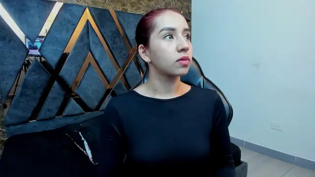 Vittoria Conti  online show from March 24, 5:24 pm