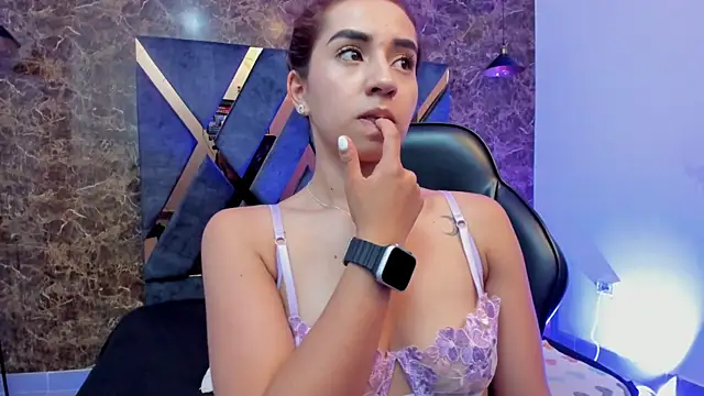 Vittoria Conti  online show from January 14, 5:27 pm