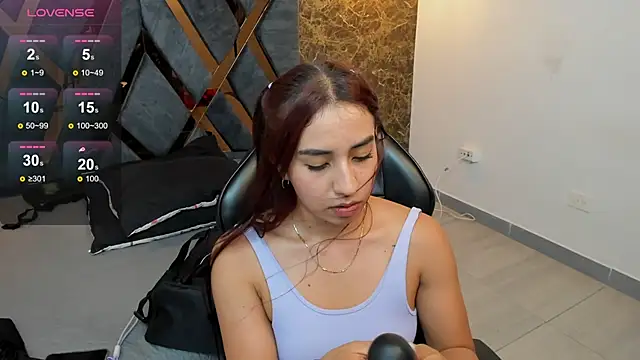 Snapshot of Vittoria_Conti_ chatting on May 5, 5:16 pm Vittoria Conti online show from May 5, 5:16 pm