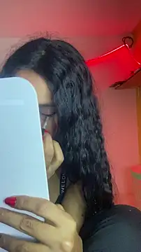 thepicis online show from November 12, 11:30 pm