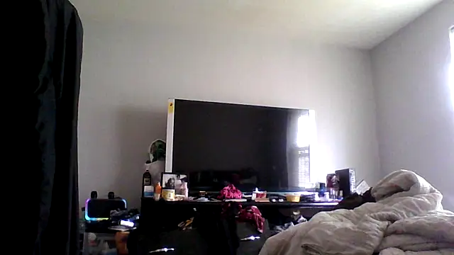 dezzidavill online show from May 2, 1:49 pm