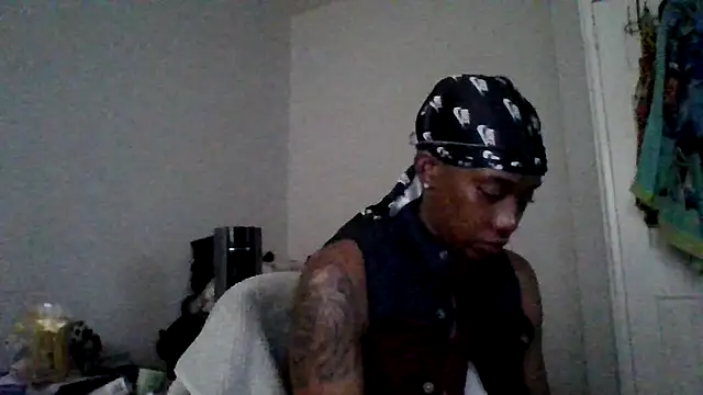 dezzidavill online show from May 14, 10:51 pm