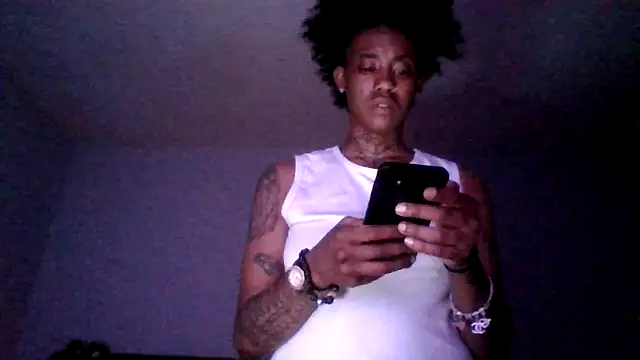 dezzidavill online show from April 6, 1:45 am