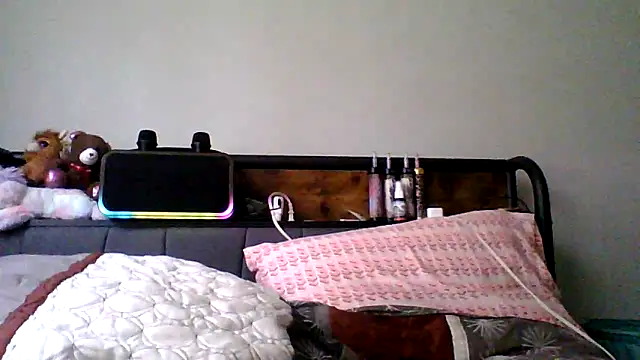 dezzidavill online show from March 20, 7:04 pm