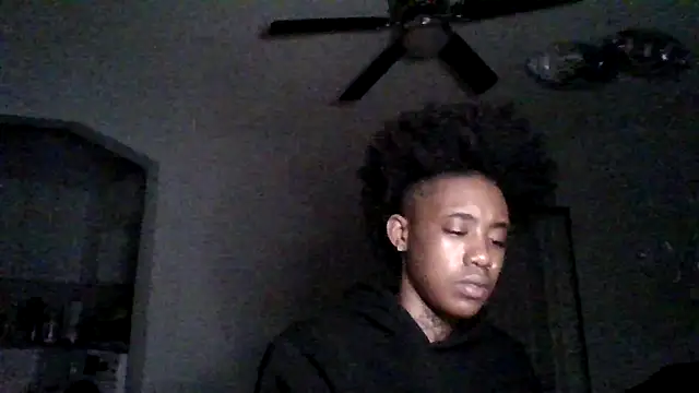 dezzidavill online show from April 4, 9:49 am