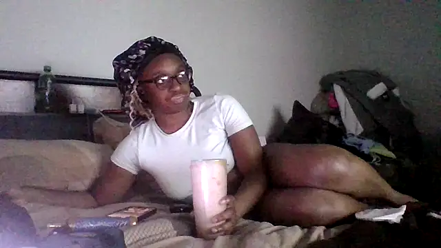 dezzidavill online show from April 1, 12:46 am