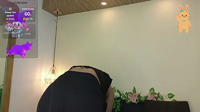 Snapshot of Mary_rabbit chatting on October 12, 1:01 pm Mary rabbit online show from October 12, 1:01 pm