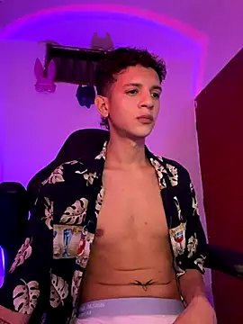 tylernova online show from October 22, 3:28 am