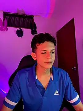 tylernova online show from October 29, 3:16 am