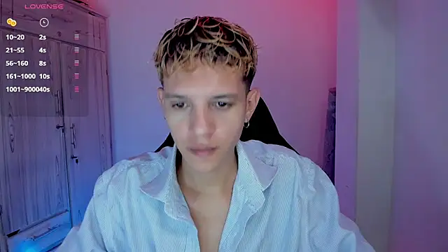 tylernova online show from March 2, 4:24 am