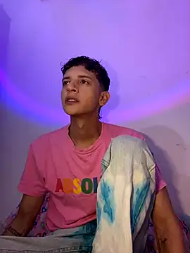 tylernova online show from October 15, 3:38 am