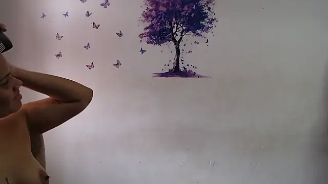 princesaslatinas online show from January 16, 2:43 pm