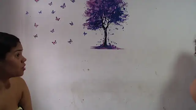 princesaslatinas online show from January 6, 2:43 pm